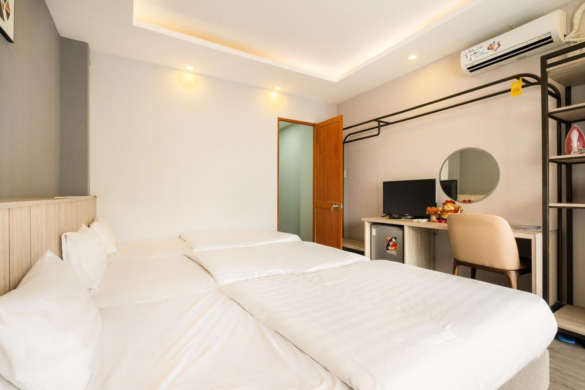 Cozy Inn Near Buivien Street Ho Chi Minh City Exterior photo