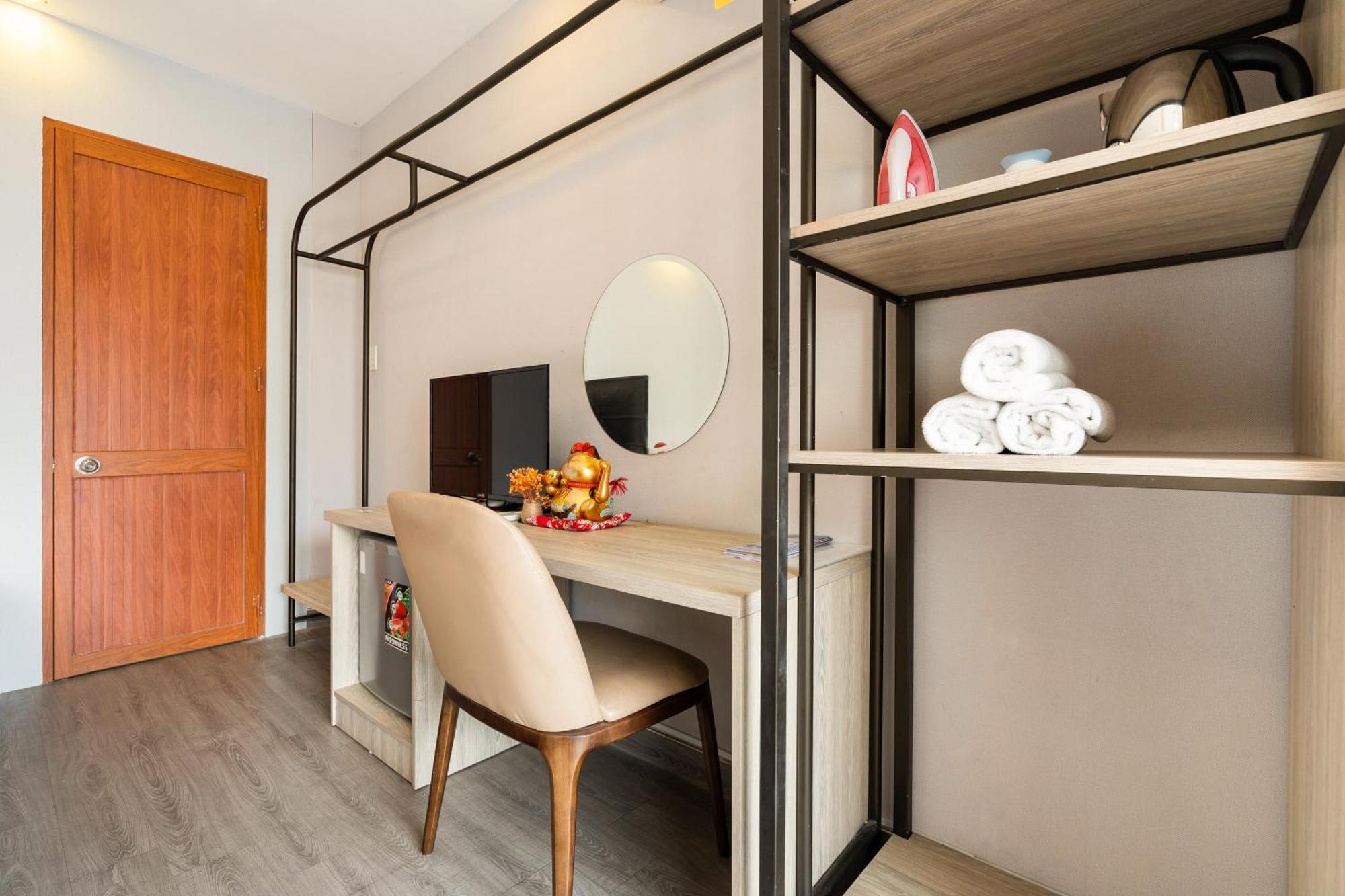 Cozy Inn Near Buivien Street Ho Chi Minh City Exterior photo